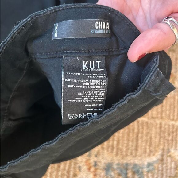 Kut from the Kloth Black Straight Leg Jeans - Picture 4 of 9